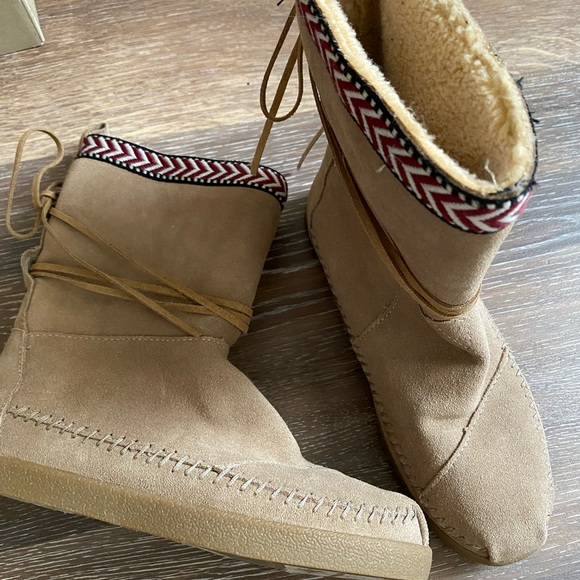 Toms Shoes - 🟡 Tom’s Nepal sand suede leather boots ~ new
